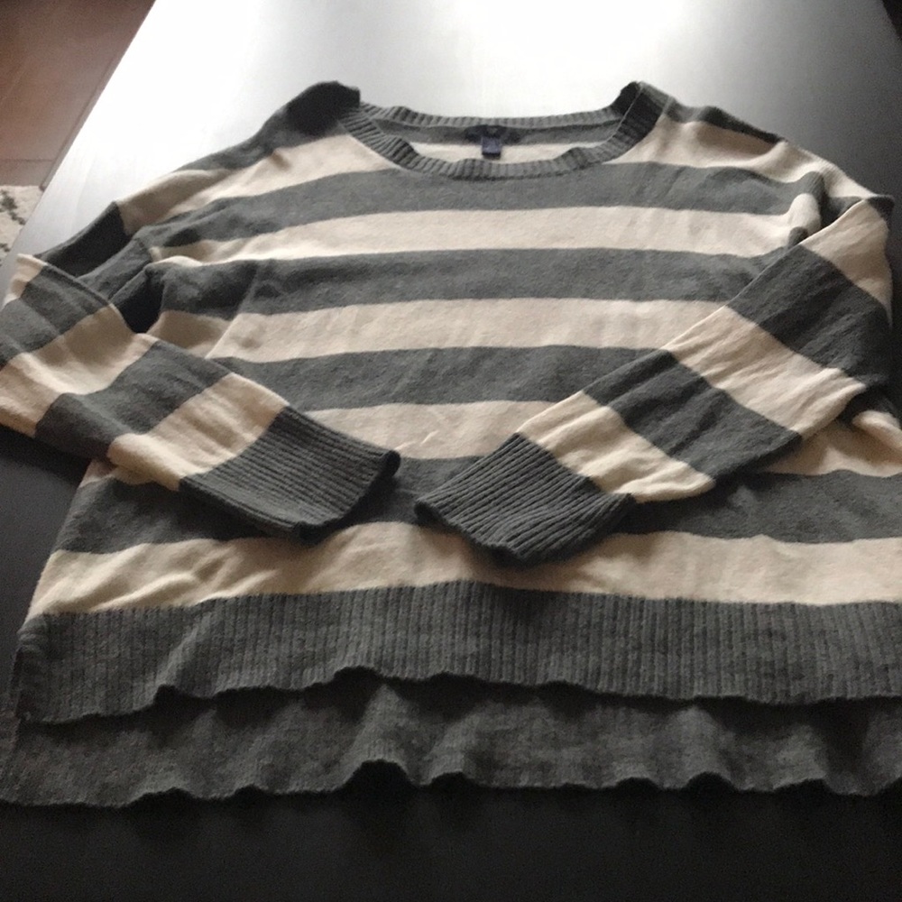 Gap Sweater